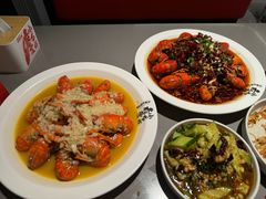-龙巢盱眙龙虾·牛蛙·烧烤宵夜(八卦岭店)