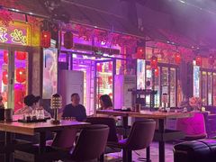 -喜鹊音乐酒馆(西街店)