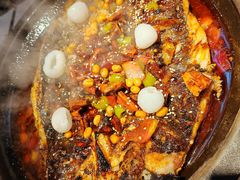 -鸣记脆皮烤鱼·海鲜烤鱼(三八广场店)