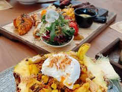 -Mark&Mars Restaurant