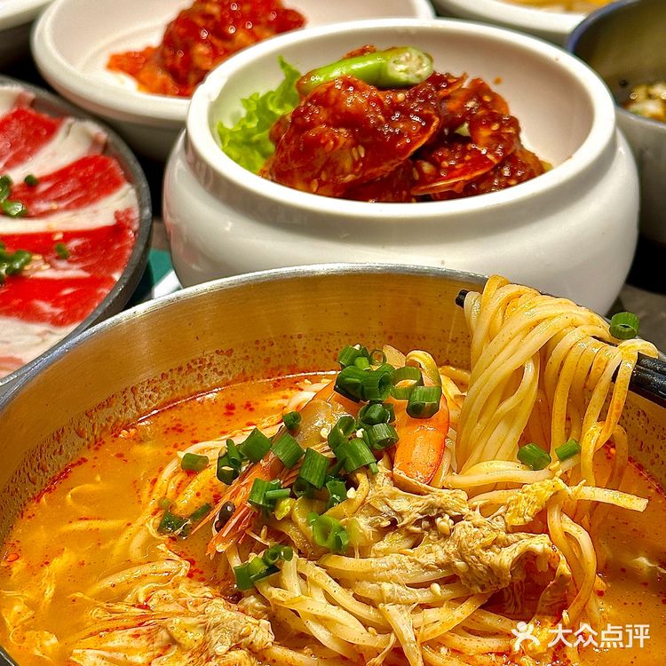 不懂就问，为什么现在的烤肉店都要推甜品啊？