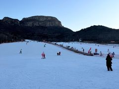 -济南卧虎山滑雪场