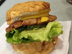 豬扒菠蘿油-华嫂冰室(尖沙咀店)