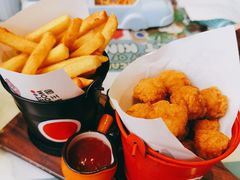 -水桶王国主题餐厅·聚会·生日派对·亲子活动·家庭套餐(亚龙湾希尔顿店)