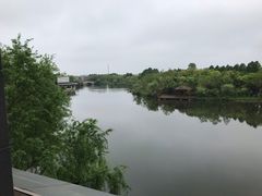 -上海怡沁园度假酒店