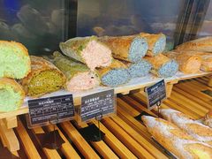 飞鱼籽法棍-Let's Taipei 非常烘焙(太古里店)