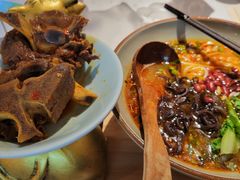 -百春原湖南牛肉粉(百联世纪店)
