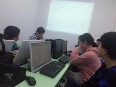 -童程童美·信息学竞赛·乐高机器人编程(长宁来福士校区)