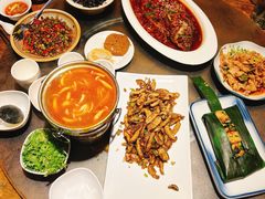 -滇越乘象云南餐厅(豆各庄店)