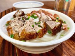 烧鹅拼叉烧濑粉-凌舍好烧鹅(中山路店)