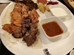 -Efes Turkish & Mediterranean Cuisine 艾菲斯餐厅(陆家嘴店)