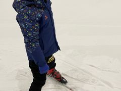 -乔波室内滑雪场