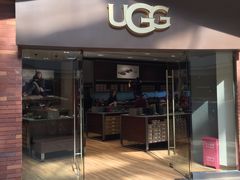 -UGG(燕莎奥特莱斯购物中心店)