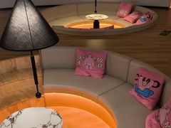 -涨巢·潮玩水疗局