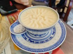 -广信牛奶甜品世家(台东店)