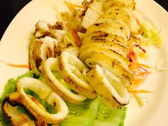 -J Daeng Seafood