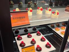 -咖啡苑自助餐厅·中国大饭店