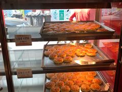 黑芝麻豆沙老婆饼-香港元朗荣华月饼(十八甫路店)