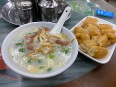艇仔粥-穗银肠粉店(东川路店)