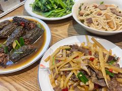 -牛八宝桂林米粉(八里庄店)