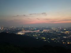 -紫金山山顶公园