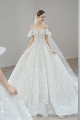 -Renee芮亦婚纱(原丽莎)