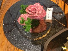 玫瑰牛舌-黑牛の店·和牛烧肉(大悦城店)
