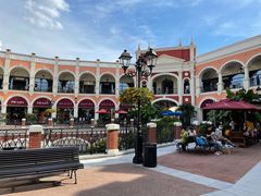 -佛罗伦萨小镇广佛名品奥特莱斯(疏港路店)