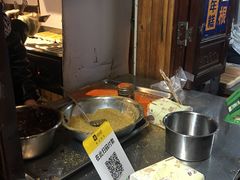 -玛马艾脆皮水磨年糕(湖北路87-89小区店)