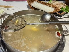 -和兴记潮汕牛肉火锅(太原街万达店)