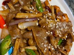 -忘忧草融合私房菜(红鼎国际店)