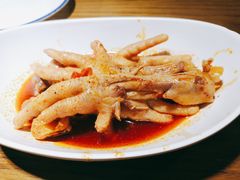 秘制鸡爪爪-二孃鸡爪爪(东风路总店)