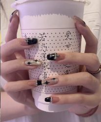 -初心纹眉洗眉·美睫专业店