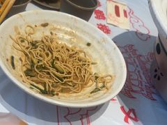 -肥肥虾庄·金牌油焖大虾(汉口城市广场店)