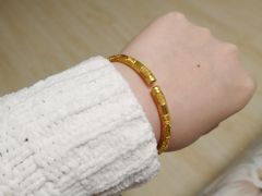 -老铺黄金(工美大厦店)