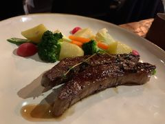 -SISTERS BAR RESTAURANT川意酒馆(嘉善老市H楼店)