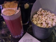 -OZONE 顶楼酒吧(香港丽思卡尔顿酒店)