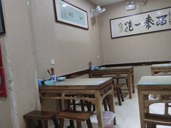 大堂-天发芽·何记葫芦头泡馍·老字号(小南门店)