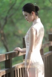 -禾米旗袍妈妈装礼服定制(嘉业国贸店)