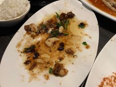 -鹊玥·粤菜小馆(汇智国际商业中心店)