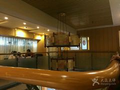 -兔行天下-鸿鹤鲜锅兔(中海国际店)