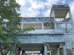 -四川汶川特大地震漩口中学遗址