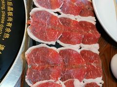 -虾弄弄海派小龙虾·牛羊蝎子火锅