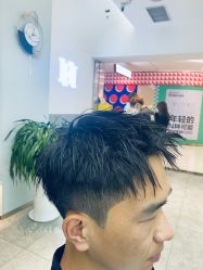 -禾曼造型