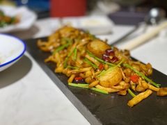 -荟廷·晶萃(陆家嘴尚悦湾店)