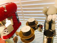 -目艮眼镜SHOWROOM(品牌集合店)