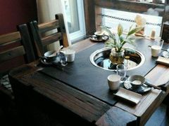 -大匠工房古船木艺术餐厅·猪肚鸡专门店(长白仙岛店)