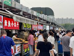 -大学城夜市大排档(凤栖路店)