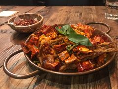 -SISTERS BAR RESTAURANT川意酒馆(嘉善老市H楼店)