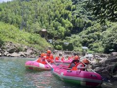 -安吉龙王山峡谷漂流